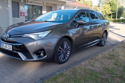 Toyota Avensis 94.500 km 16.500 € Elmenhorst 18107
