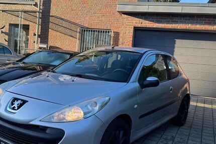 Peugeot 206 157.000 km 1.650 &euro; Solingen 42651