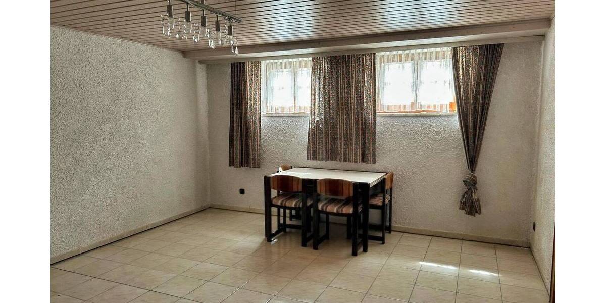 Einfamilienhaus Wiesenfelden - 7 Zimmer, 136 m&sup2;, 339.000&euro; | Angebot:26657067