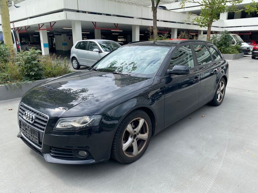 Audi A4 215.000 km 3.999 € München 80809
