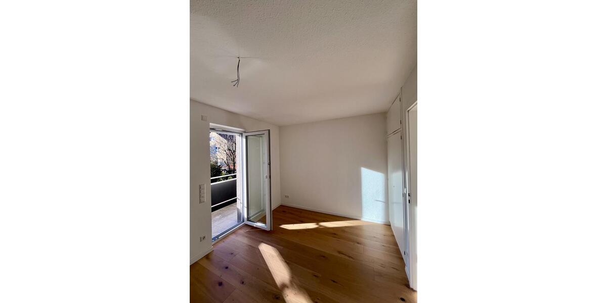 Reihenhaus Stuttgart Stuttgart-West - 4.5 Zimmer, 128 m&sup2;, 1.840&euro; | Angebot:24117388