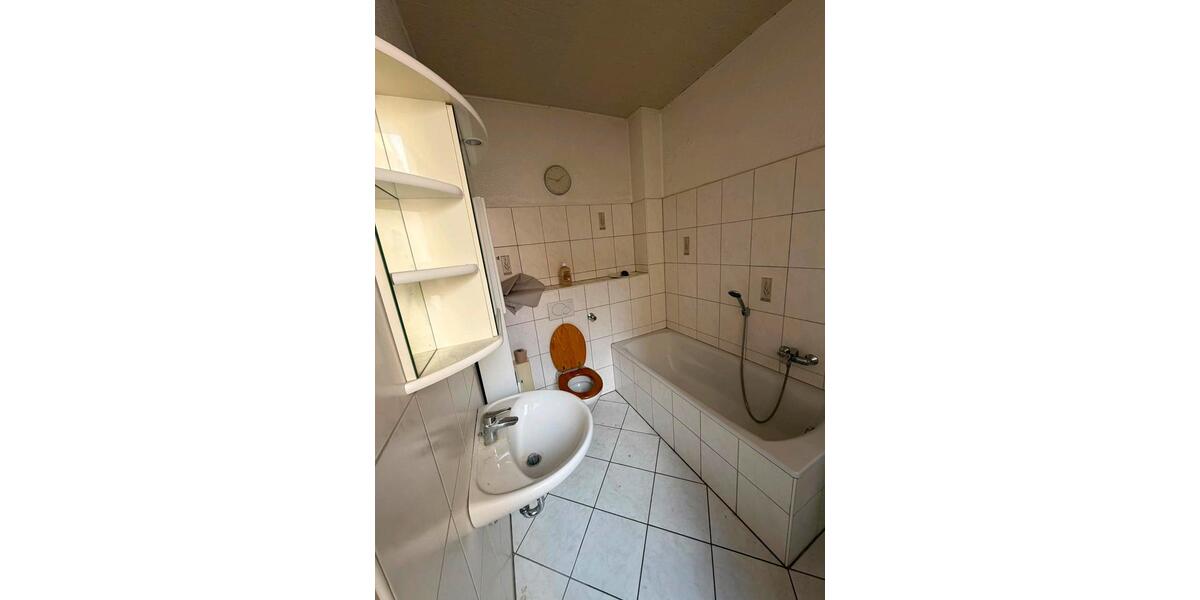 Mehrfamilienhaus, Wohnhaus Osthofen - 9 Zimmer, 201 m&sup2;, 310.000&euro; | Angebot:27063990