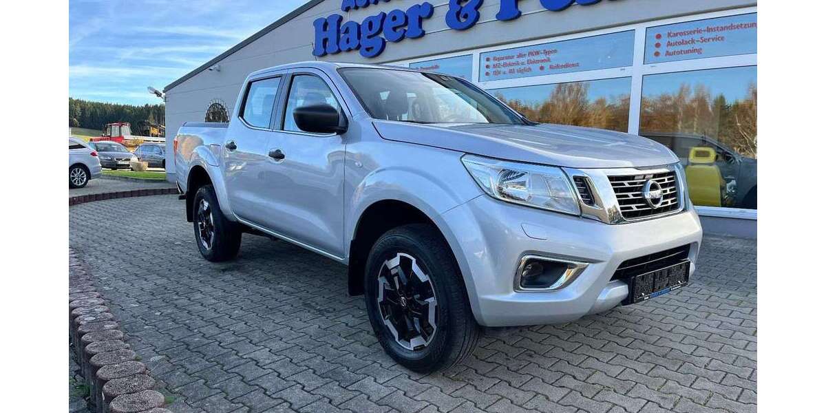 Nissan Navara 48.000 km 31.749 &euro; Trieb 08239