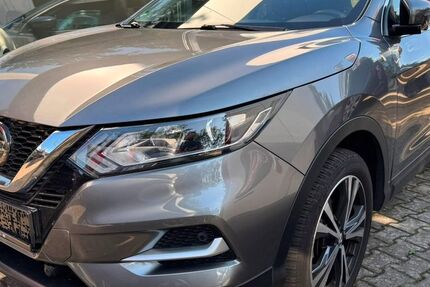 Nissan Qashqai 54.000 km 20.900 &euro; Oldenburg 26125