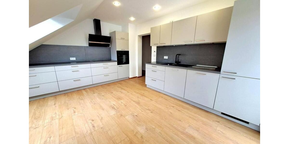 Dachgeschoßwohnung Krickenbach - 2 Zimmer, 80 m&sup2;, 890&euro; | Angebot:26626136