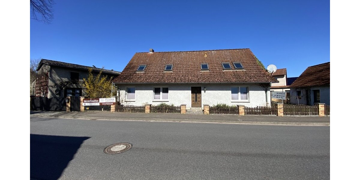 sanierungsbedürftiges Haus mit Garage und Nebengebäude günstig zu verkaufen - Einfamilienhaus Wittstock Sewekow | Angebot:25963874