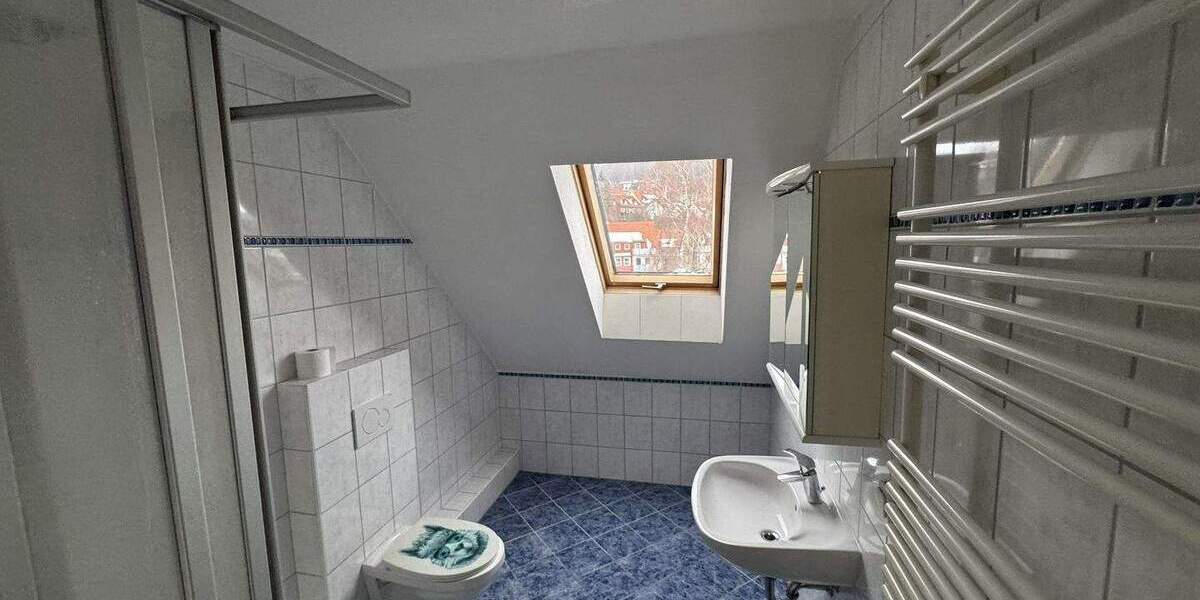Etagenwohnung Bad Salzdetfurth - 4 Zimmer, 90 m&sup2;, 780&euro; | Angebot:25779504