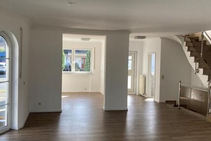 Vermiete ein exklusives Haus in Koblenz-Wallersheim zimmer