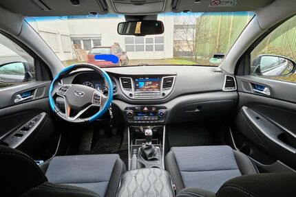 Hyundai TUCSON 86.800 km 13.000 &euro; Delmenhorst 27753