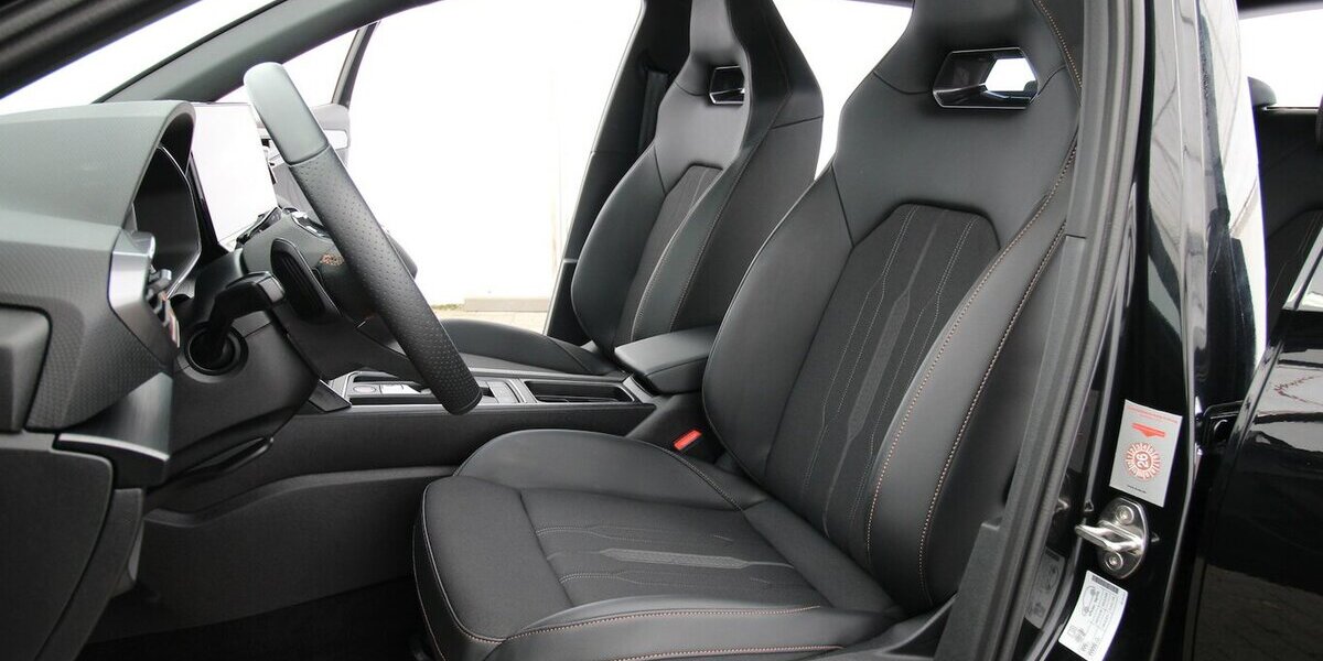 Cupra Leon Sportstourer e-HYBRID 6-DSG NAVI+LED+KAMERA 8.169 km 28.900 &euro; Hagenow 19230