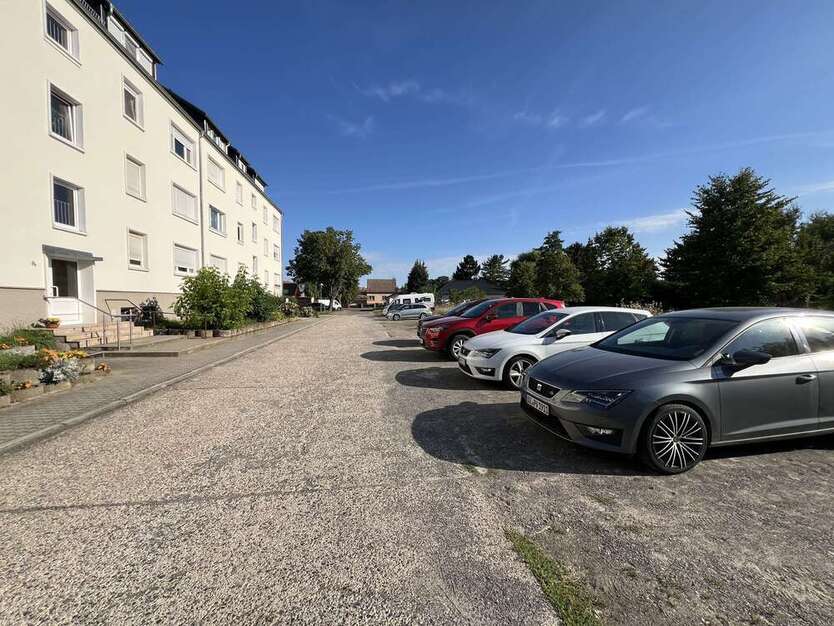 Wohnung zum Kaufen in Rackwitz OT Zschortau 91.500 € 65.26 m²