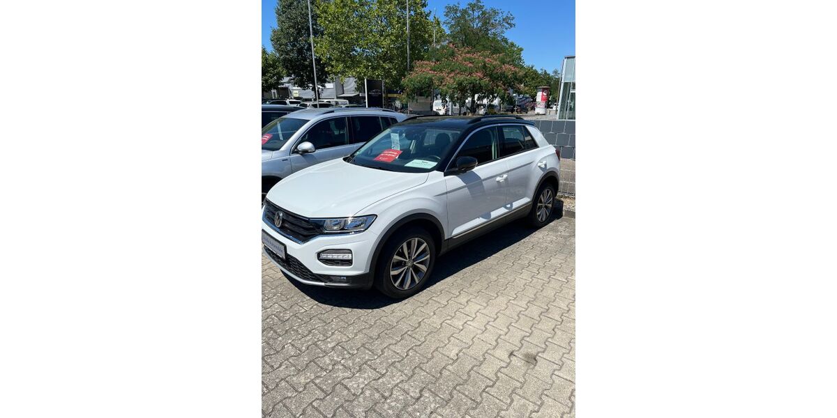 VW T-Roc 79.000 km 17.900 &euro; Freiburg 79111