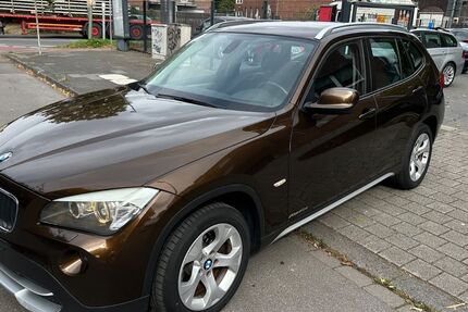BMW X1 156.000 km 7.599 € Duisburg 47226