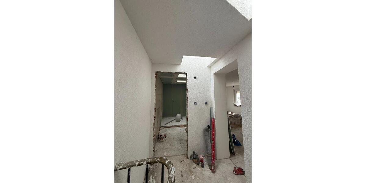 Großes Sieben-Zimmer-Reihenmittelhaus in Massivbauweise | 120 m² 7 zimmer