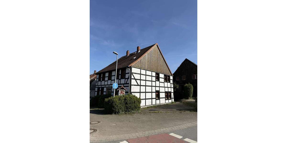Einfamilienhaus Bad Münder am Deister - 7 Zimmer, 300 m&sup2;, 195.000&euro; | Angebot:26319261