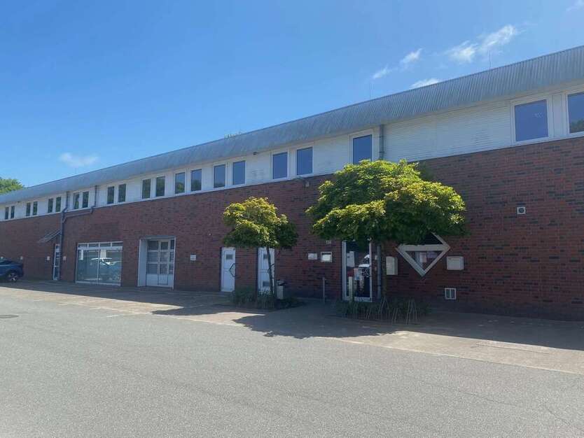 Büro in Schleswig 4.228 € 480.35 m²