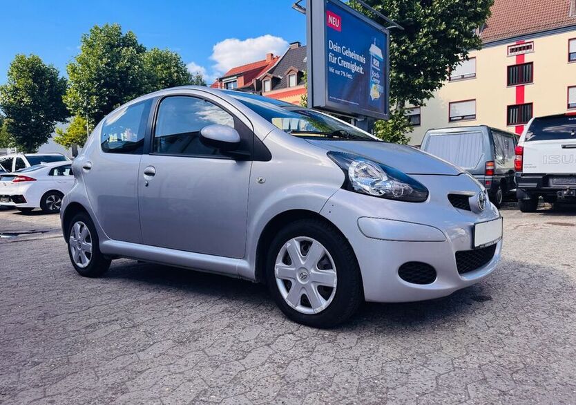 Aygo (X)