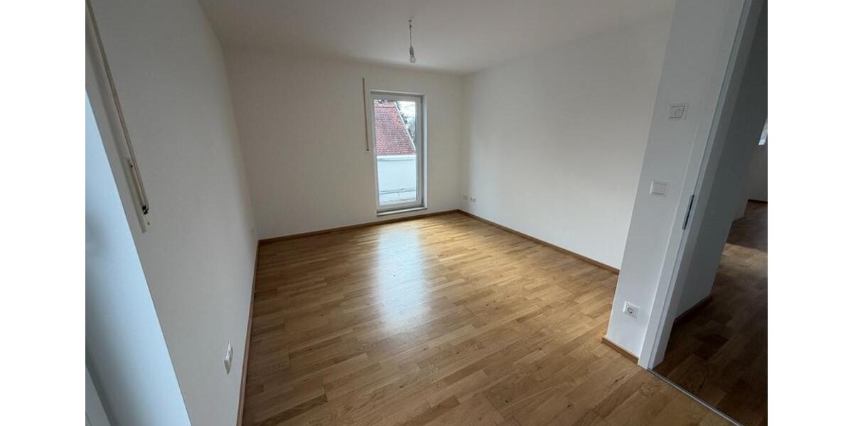 Einfamilienhaus Neubiberg - 3 Zimmer, 125 m&sup2;, 2.050&euro; | Angebot:25881513
