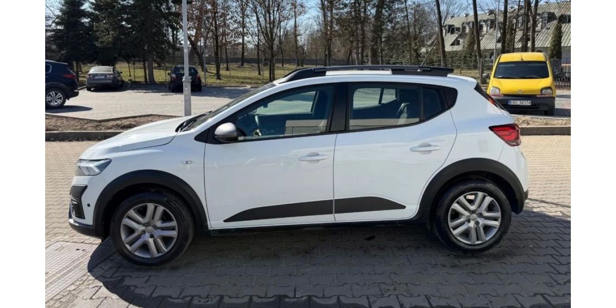 Dacia Sandero 84.000 km 12.800 &euro; Grebenau - Schwarz 36323