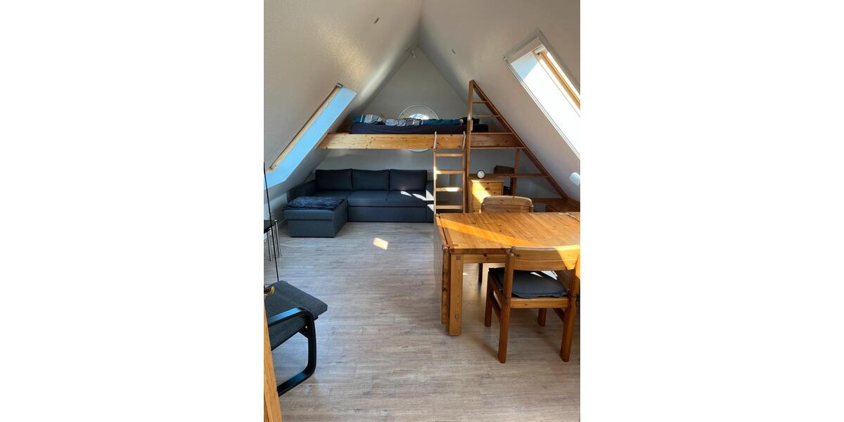 Dachgeschoßwohnung Lübeck Sankt Lorenz Nord - 1 Zimmer, 25 m&sup2;, 600&euro; | Angebot:26402969