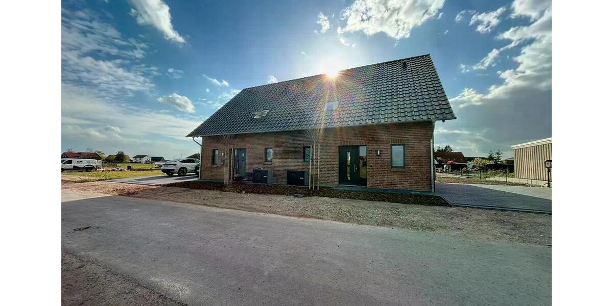 Doppelhaushälfte Leese - 4 Zimmer, 106 m&sup2;, 1.200&euro; | Angebot:26673414