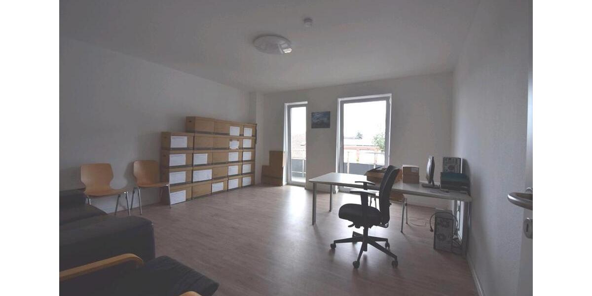 Gewerbehalle mit Bürofläche zu vermieten zimmer