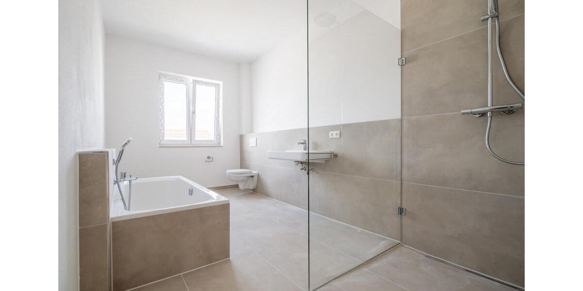 Doppelhaushälfte Aufhausen - 4 Zimmer, 135 m&sup2;, 1.350&euro; | Angebot:25229016