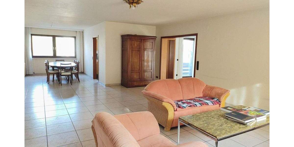 Reihenmittelhaus Bonn Muffendorf - 7 Zimmer, 220 m&sup2;, 695.000&euro; | Angebot:24369985