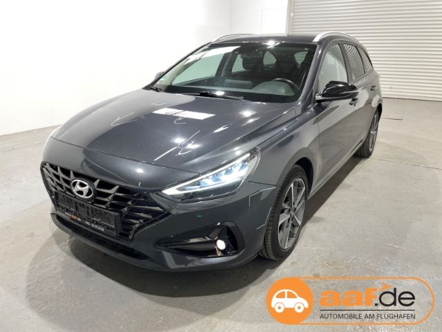 i30
