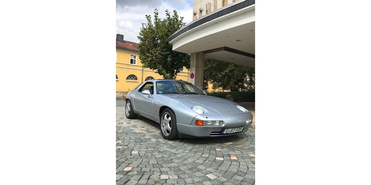 Porsche 928 122.700 km 64.928 &euro; Essen 45130