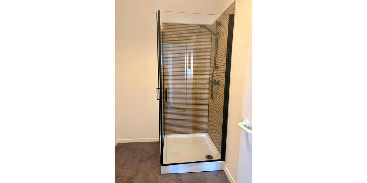 Etagenwohnung Selb - 7 Zimmer, 205 m&sup2;, 215.000&euro; | Angebot:27147854