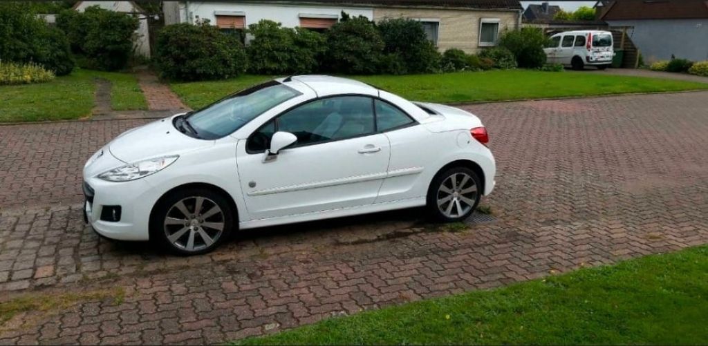 Peugeot 207 141.934 km 5.200 &euro; Kerpen 50170