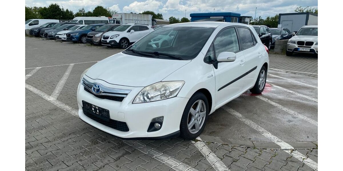 Toyota Auris 75.692 km 7.950 &euro; mittenwalde-schenkendorf 15749