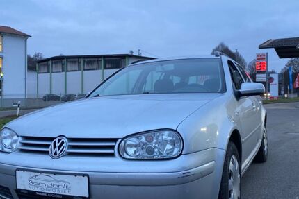 VW Golf 301.500 km 1.990 &euro; Oberrot 74420