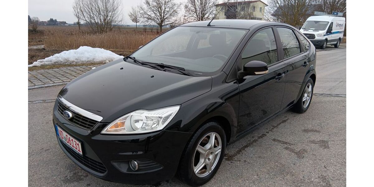 Ford Focus 121.000 km 4.499 &euro; Langenmosen 86571