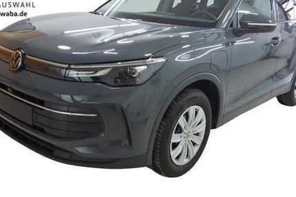 VW Tiguan 8.868 km 41.490 &euro; Gersthofen 86368