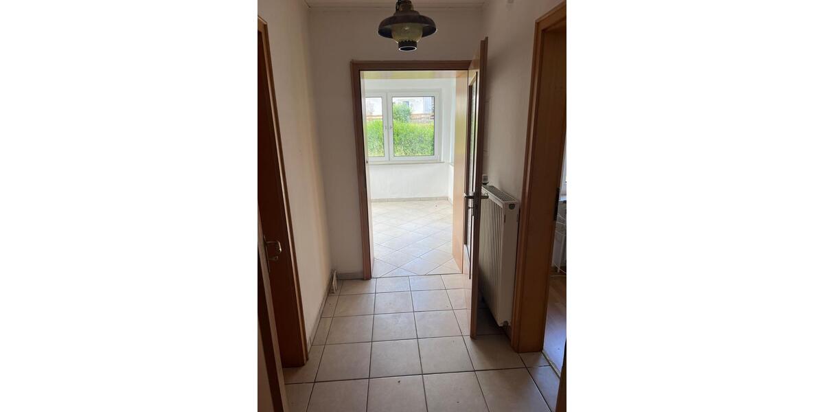 Erdgeschoßwohnung Lügde - 2 Zimmer, 43 m&sup2;, 365&euro; | Angebot:25320620