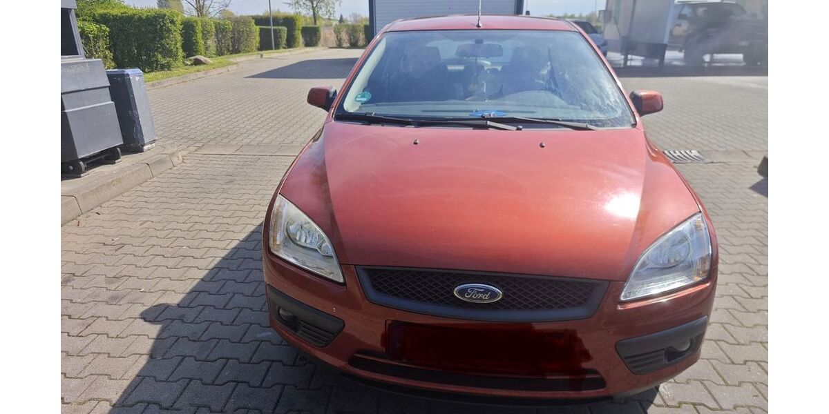 Ford Focus 181.000 km 2.800 &euro; Köthen 06366