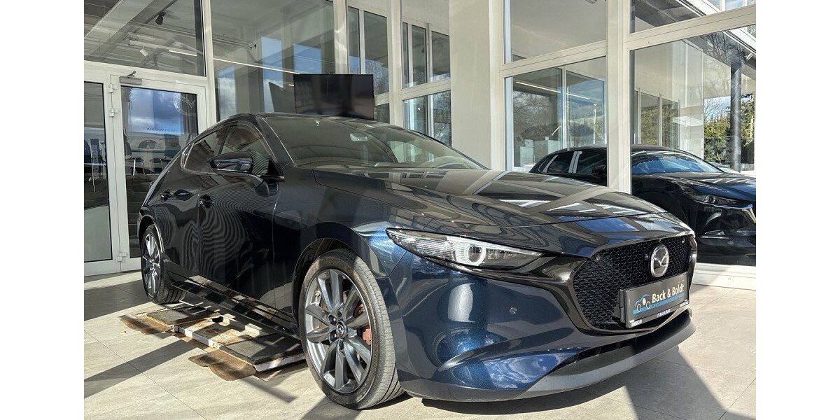 Mazda 3 69.986 km 19.950 &euro; Hamburg 22761