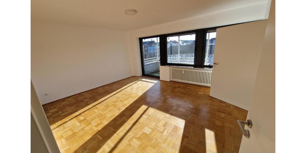Etagenwohnung Kastellaun - 4 Zimmer, 90 m&sup2;, 650&euro; | Angebot:26674631