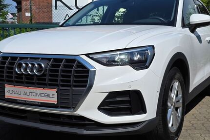 Audi Q3 163.886 km 21.950 &euro; Hamburg 22453