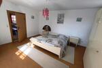 Bauernhaus, Landhaus Eggenfelden - 9 Zimmer, 400 m&sup2;, 1.500&euro; | Angebot:26134944