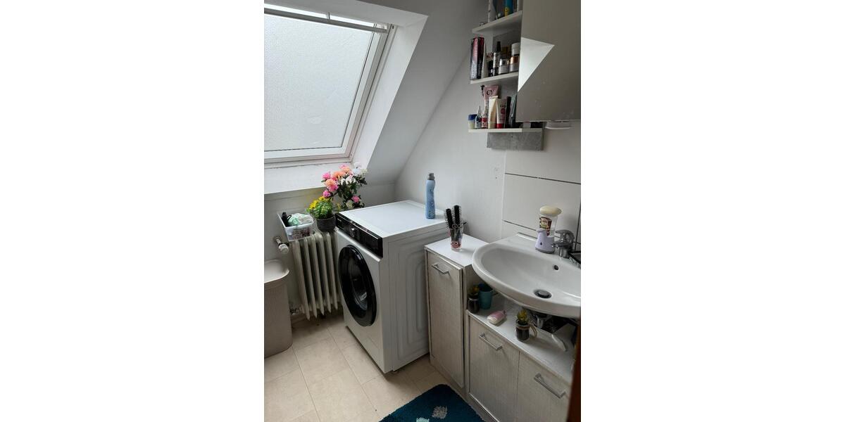 Dachgeschoßwohnung Thannhausen - 4 Zimmer, 100 m&sup2;, 300.000&euro; | Angebot:24494113