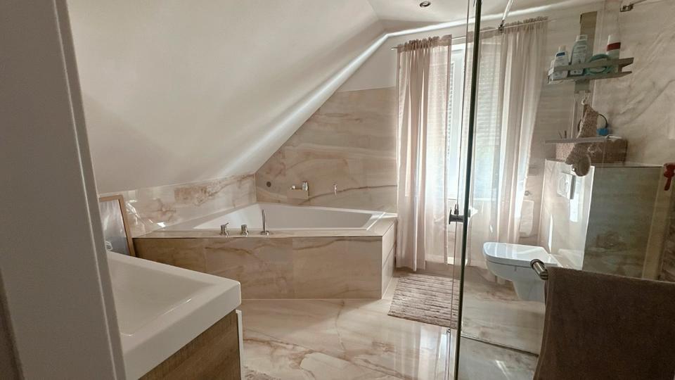 Maisonettenwohnung Offenburg Rammersweier - 4 Zimmer, 110 m&sup2;, 1.600&euro; | Angebot:26393620