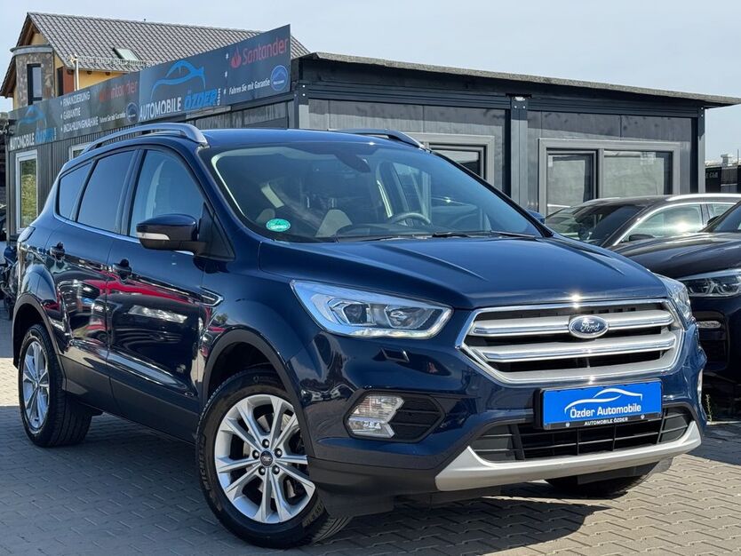 Ford Kuga 87.779 km 18.499 € Lollar 35457