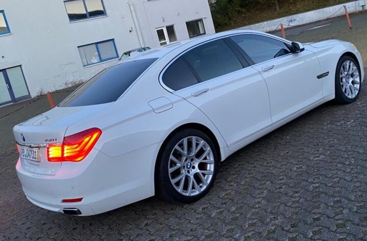 BMW 750 70.000 km 22.000 &euro; Bad Lippspringe 33175