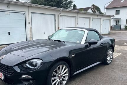 Fiat 124 Spider 128.000 km 12.500 € München 81929