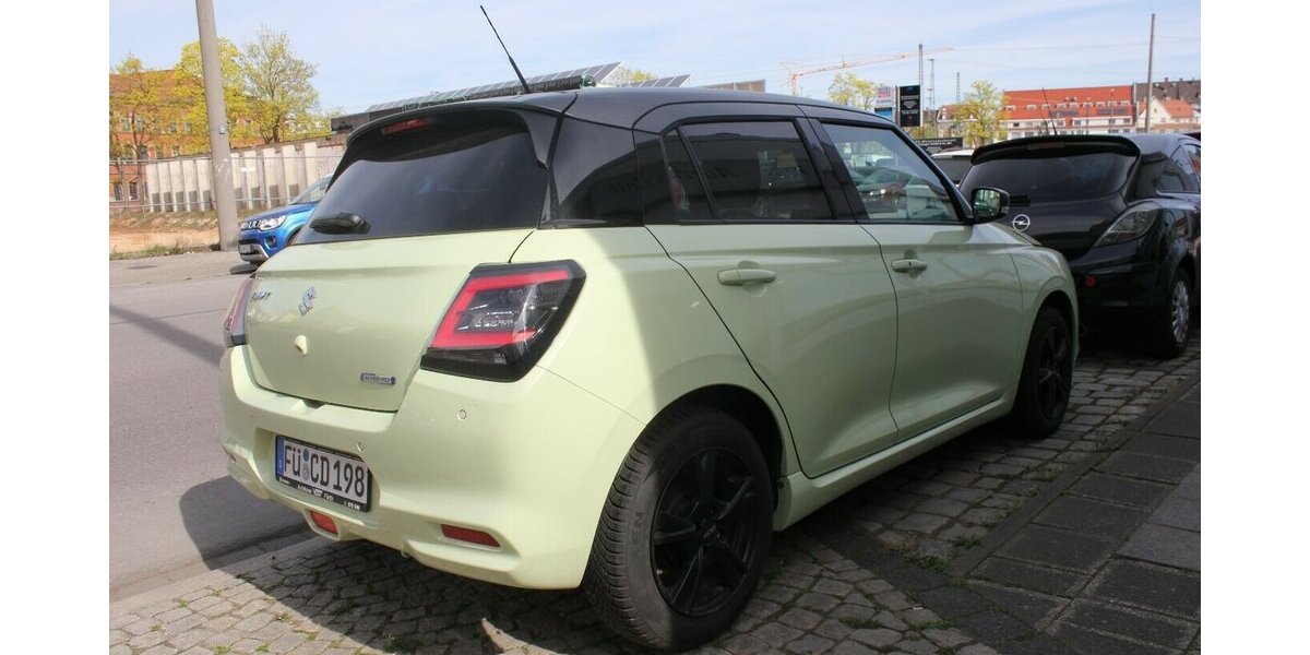 Suzuki Swift 1.2 Dualjet Hybrid 61 kW Comfort+ 9.800 km 16.990 &euro; Fürth 90763