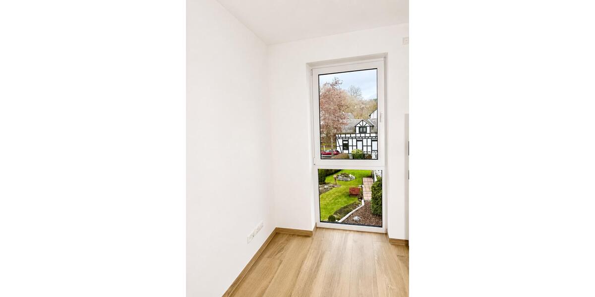 Einfamilienhaus Siegen Kaan-Marienborn - 4 Zimmer, 118 m&sup2;, 1.630&euro; | Angebot:26617931