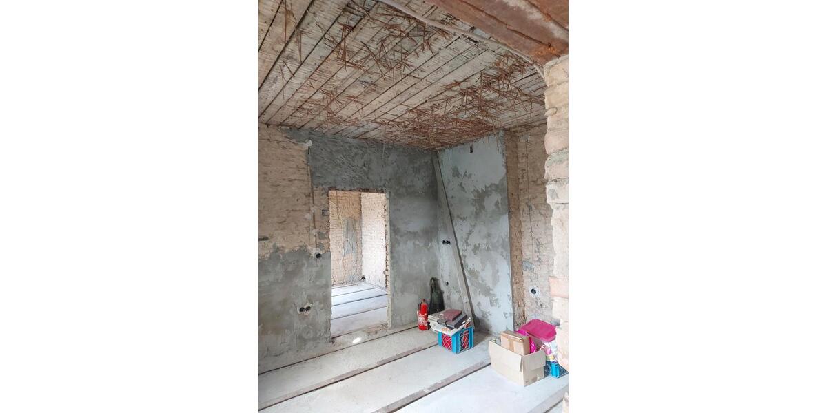 Einfamilienhaus Strausberg - 6 Zimmer, 200 m&sup2;, 380.000&euro; | Angebot:26036249